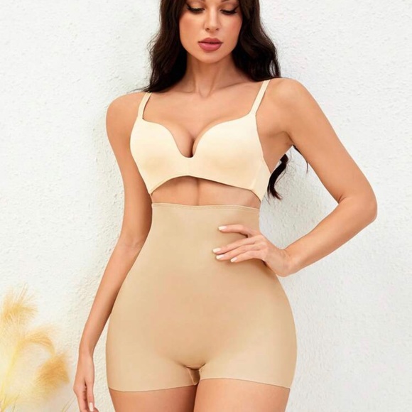High Waisted Seamless Shapewear *NEW* - Picture 7 of 7